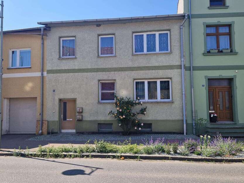 Haus zum Kaufen in Tessin 109.500 € 108 m²