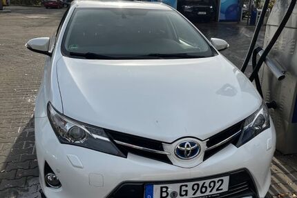 Toyota Auris 168.470 km 9.000 € Berlin 12459