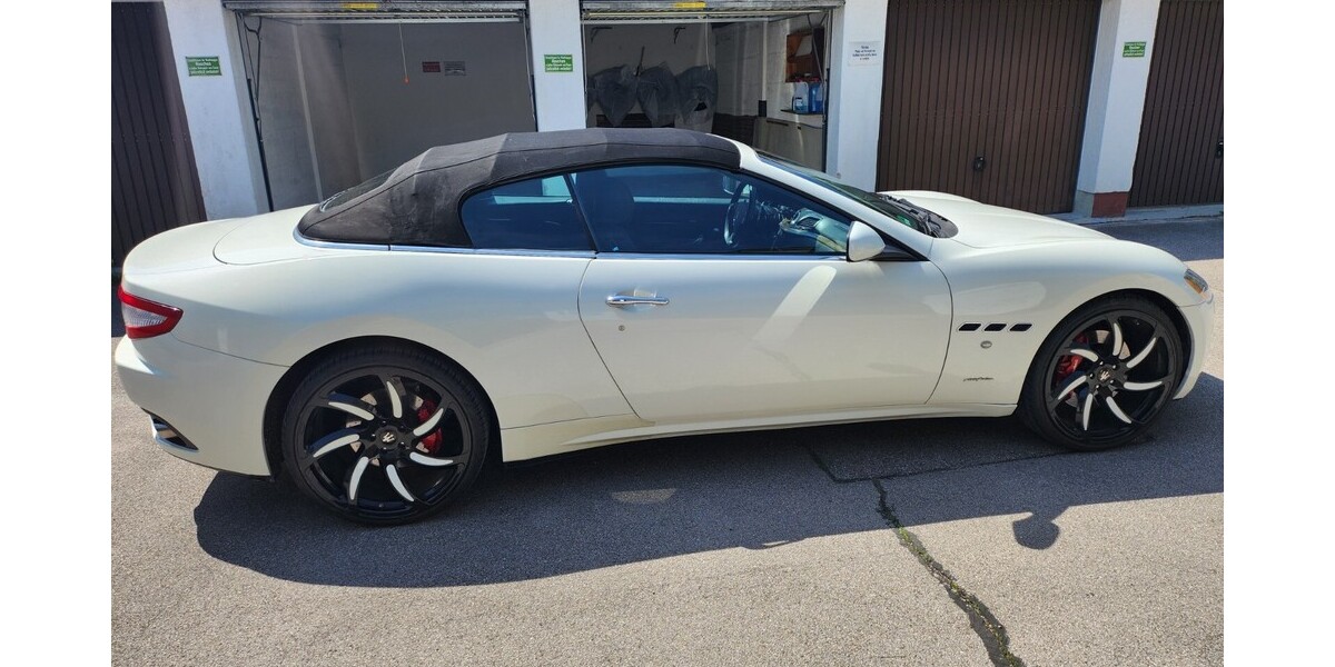 Maserati GranCabrio 88.000 km 33.999 &euro; München 80313