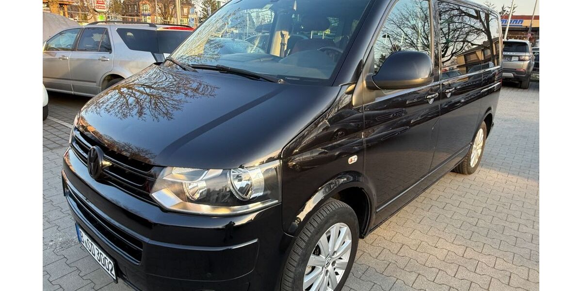 VW T5 Transporter 235.000 km 14.999 &euro; Berlin 12349