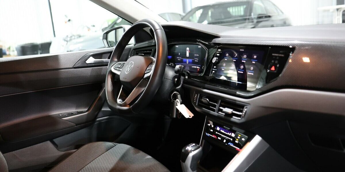 VW Polo VI 1.0 TSI DSG LIFE / DEUTSCHES FAHRZEUG / 38.000 km 19.888 &euro; Hamm 59077