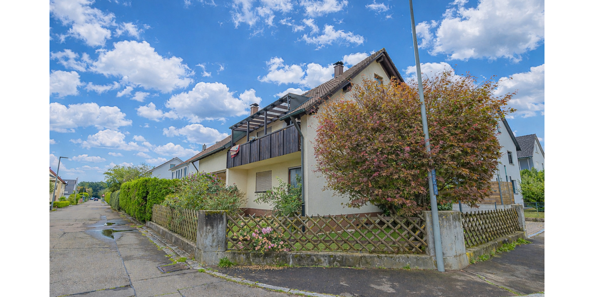 helle 1,5 Zimmer Dachgeschosswohnung für Kapitalanleger - Dachgeschoßwohnung Ulm / Gögglingen Gögglingen | Angebot:24510573