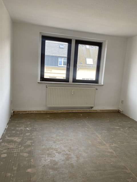Wohnung zum Mieten in Falkenstein 220 € 47.67 m²