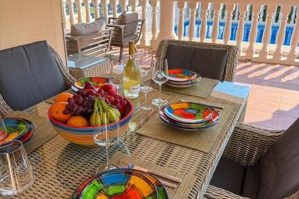 Ferienimmobilie Stuttgart - 350&euro; | Angebot:25975289