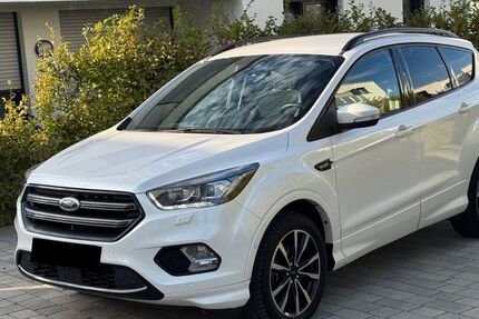 Ford Kuga 165.000 km 11.900 &euro; Bruchköbel 63486