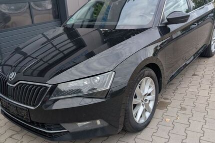 Skoda Superb 269.800 km 11.898 € Bünde 32257