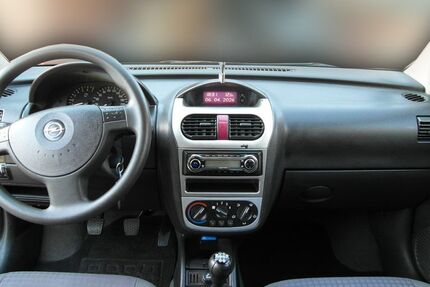 Opel Corsa 150.000 km 1.555 &euro; Drebber 49457