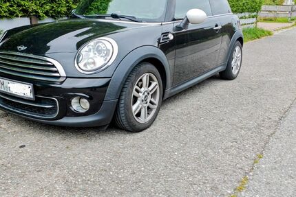 Mini Cooper D 198.532 km 3.790 &euro; Peißenberg 82380