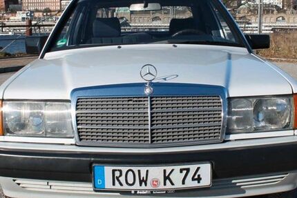 Mercedes-Benz 190 294.000 km 2.999 &euro; Hamburg 22527