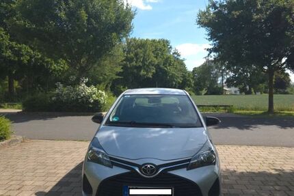Toyota Yaris 59.000 km 5.999 &euro; Koblenz 56077