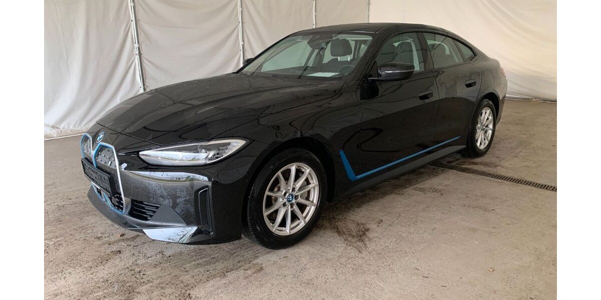 BMW i4 15.000 km 34.450 € Steinbach-Hallenberg OT Herges-Hallenberg 98587