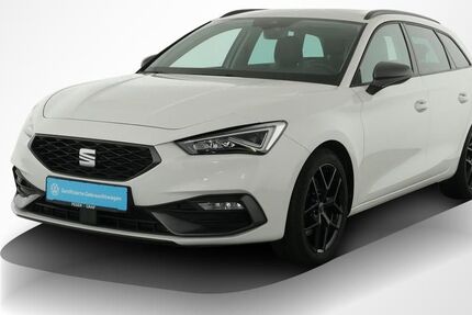 Seat Leon 50.261 km 23.310 € Nürnberg 90411