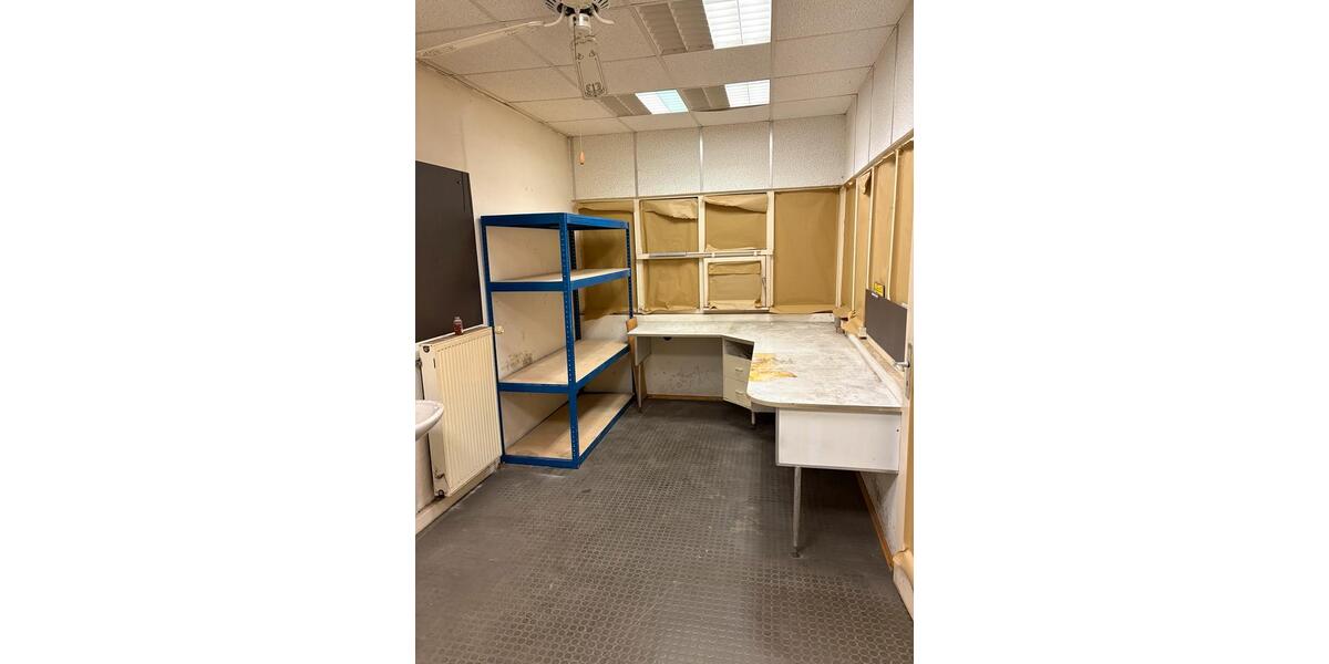 Lagerraum Proberaum in Böhl- Iggelheim zimmer