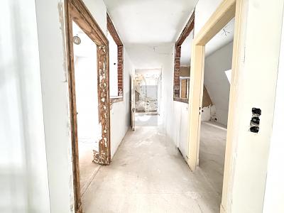 ALTBAUUNIKAT IM ROHBAU - INDIVIDUELL GESTALTBAR - Dachgeschoßwohnung Lübeck Innenstadt | Angebot:27321444