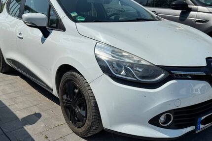 Renault Clio 150.415 km 6.499 &euro; Isernhagen OT Altwarmbüchen bei Hannover A2/A7 30916