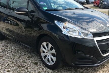 Peugeot 208 77.000 km 4.999 &euro; Bonn 53227