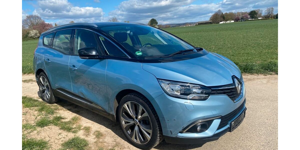 Renault Scenic 117.386 km 8.999 &euro; Wiesbaden 65203