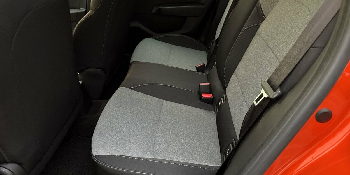 Renault Clio TCE Evolution *LED/Navi-App/Kamera/PDC/SHZG* 2.584 km 17.980 &euro; Bamberg 96052