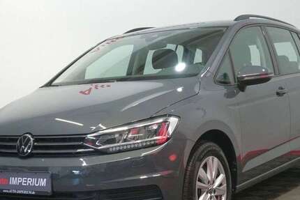 VW Touran 30.979 km 31.590 &euro; Schmidgaden 92546