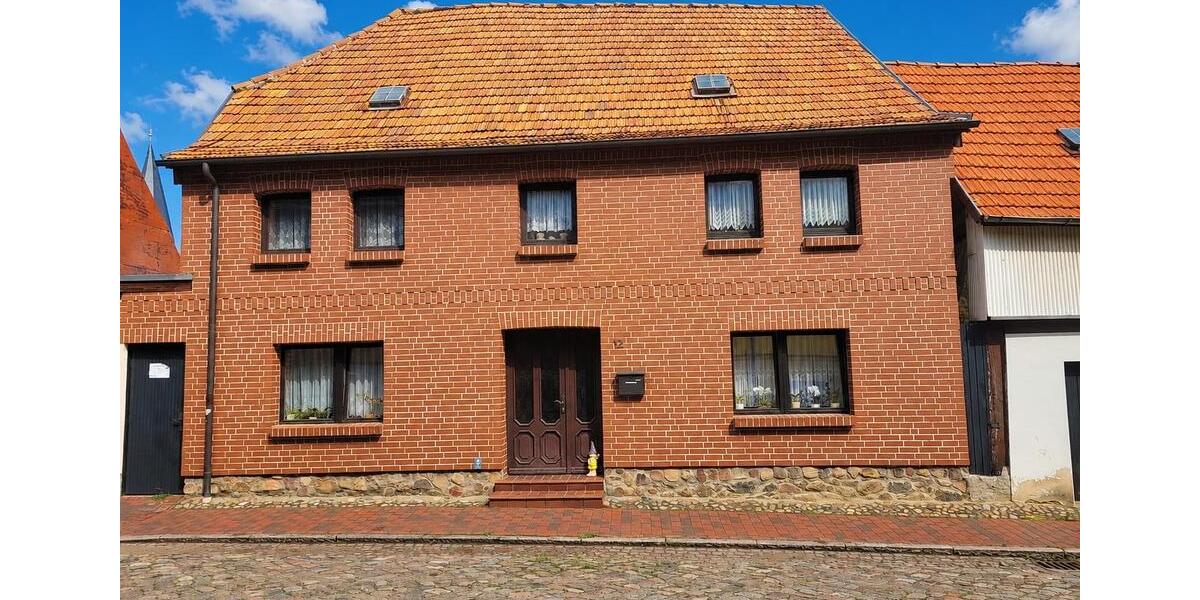 Einfamilienhaus Röbel/Müritz Müritz - 6 Zimmer, 180 m&sup2;, 220.000&euro; | Angebot:27026110