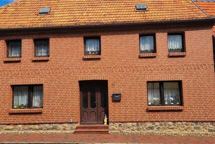 Haus Röbel/Müritz Müritz - 6 Zimmer, 180 m&sup2;, 220.000&euro; | Angebot:27026110