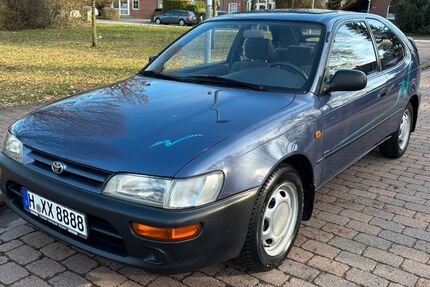 Toyota Corolla Verso 68.500 km 4.500 &euro; Isernhagen 30916