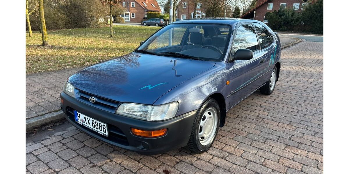 Toyota Corolla Verso 68.500 km 4.500 &euro; Isernhagen 30916