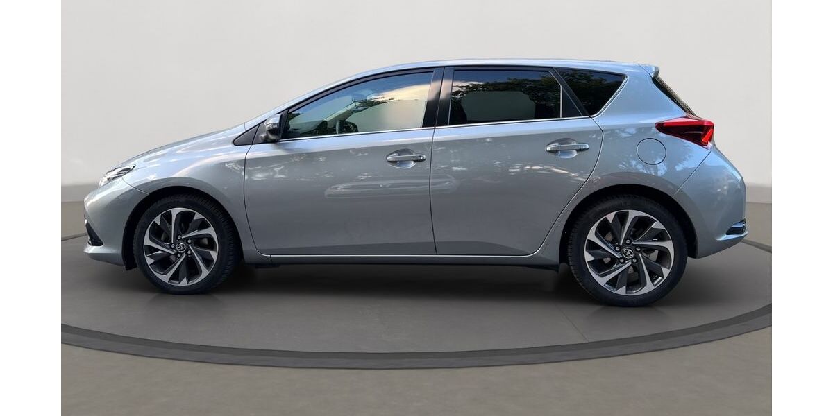 Toyota Auris 29.999 km 12.999 &euro; Essen 45147