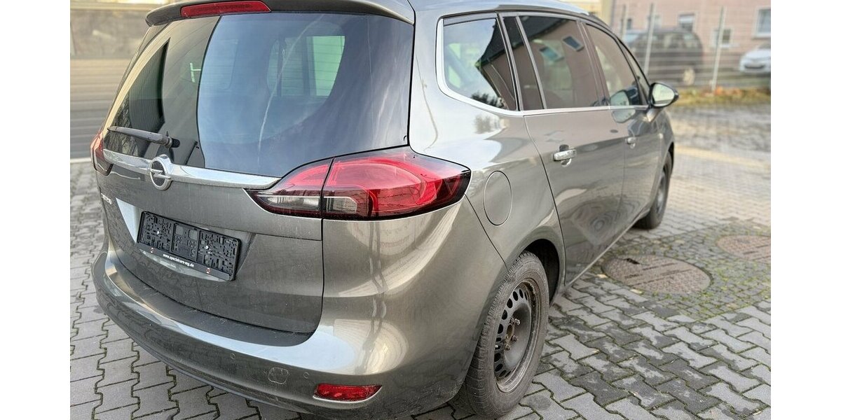 Opel Zafira Innovation / Automatik / Navi / 7 Sitze 95.000 km 17.900 &euro; Mönchengladbach 41066
