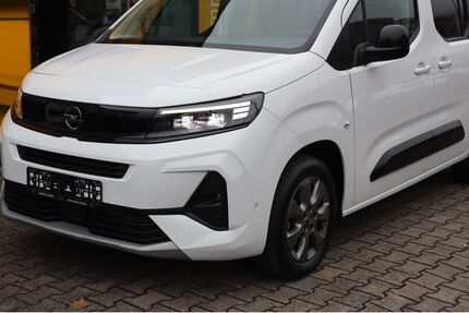 Opel Combo Life 13.200 km 29.890 &euro; Ulm 89073