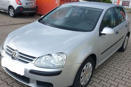 VW Golf 207.000 km 1.299 &euro; Nürnberg 90429