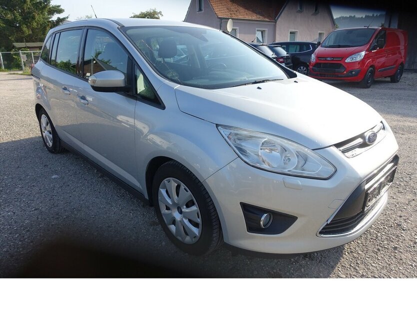 Grand C-Max Trend 8-fach bereift AHK schwenkb. Tem