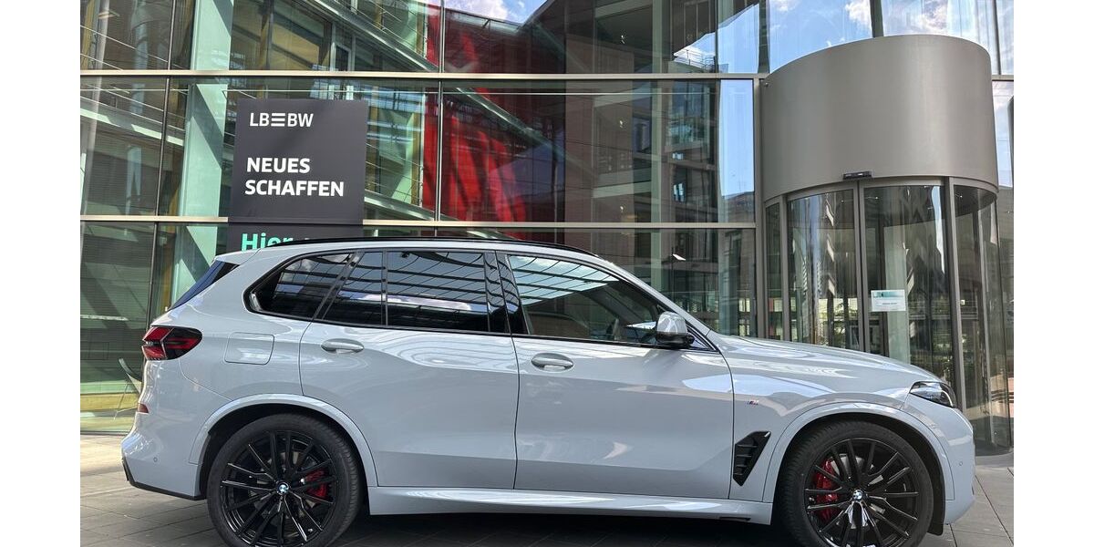 BMW X5 8.800 km 90.980 &euro; Filderstadt 70794