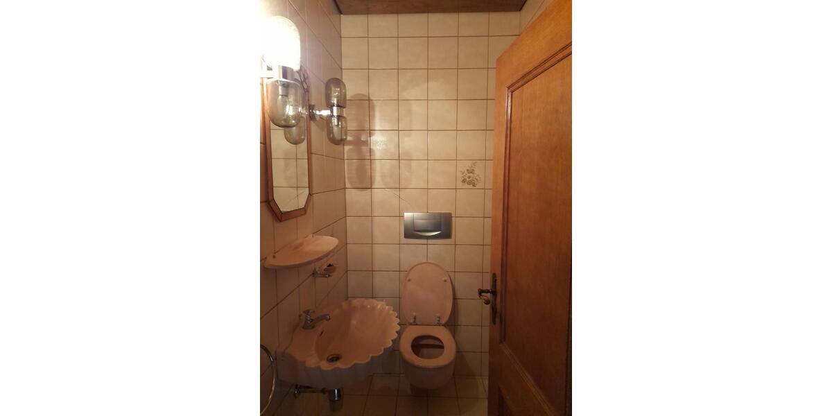 Etagenwohnung Papenburg - 6 Zimmer, 180 m&sup2;, 950&euro; | Angebot:26406040