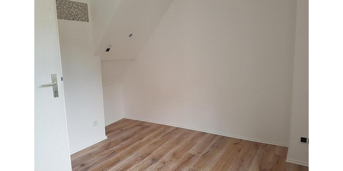 Einfamilienhaus Burg Stargard - 4 Zimmer, 152 m&sup2;, 252.000&euro; | Angebot:27094063