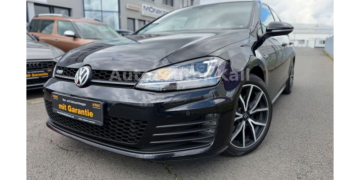 VW Golf 127.000 km 14.990 &euro; Kall 53925