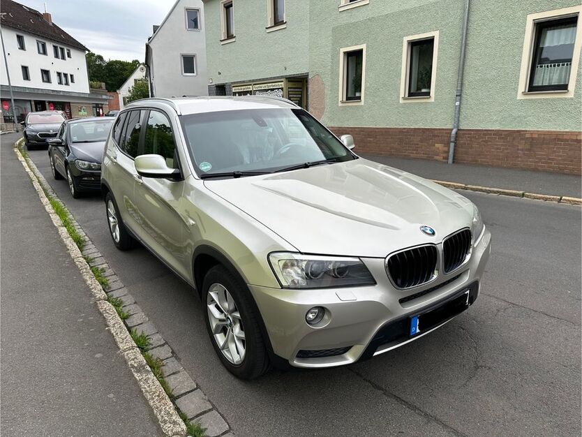 BMW X3 296.100 km 9.800 € Selb 95100