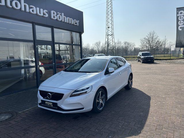 V40