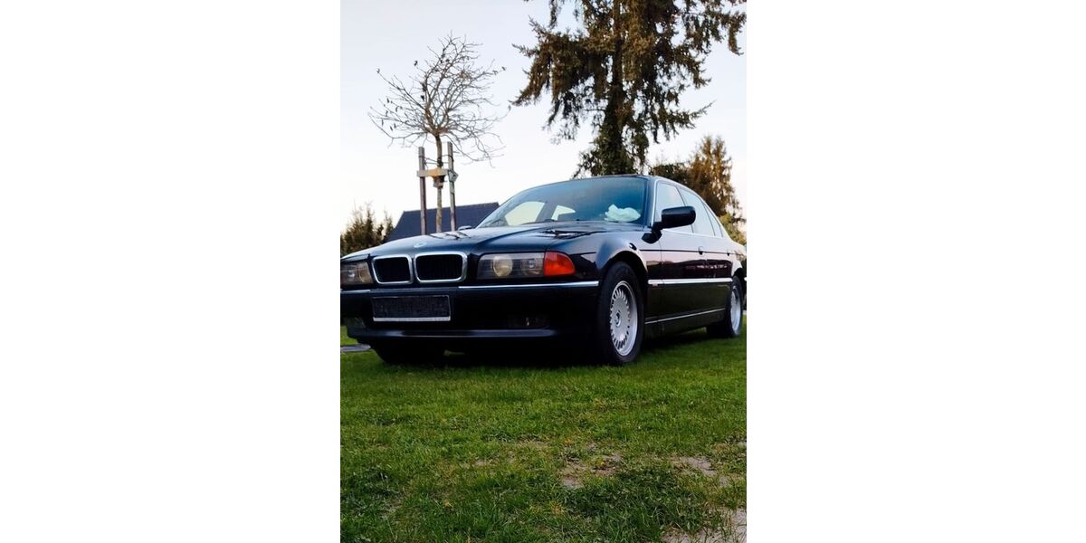 BMW 728 245.631 km 8.480 &euro; Ducherow 17398