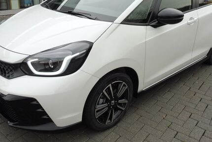 Honda Jazz 6.800 km 25.490 &euro; Naumburg/S. + 06667 Weißenfels + 06618 Schönburg 06618