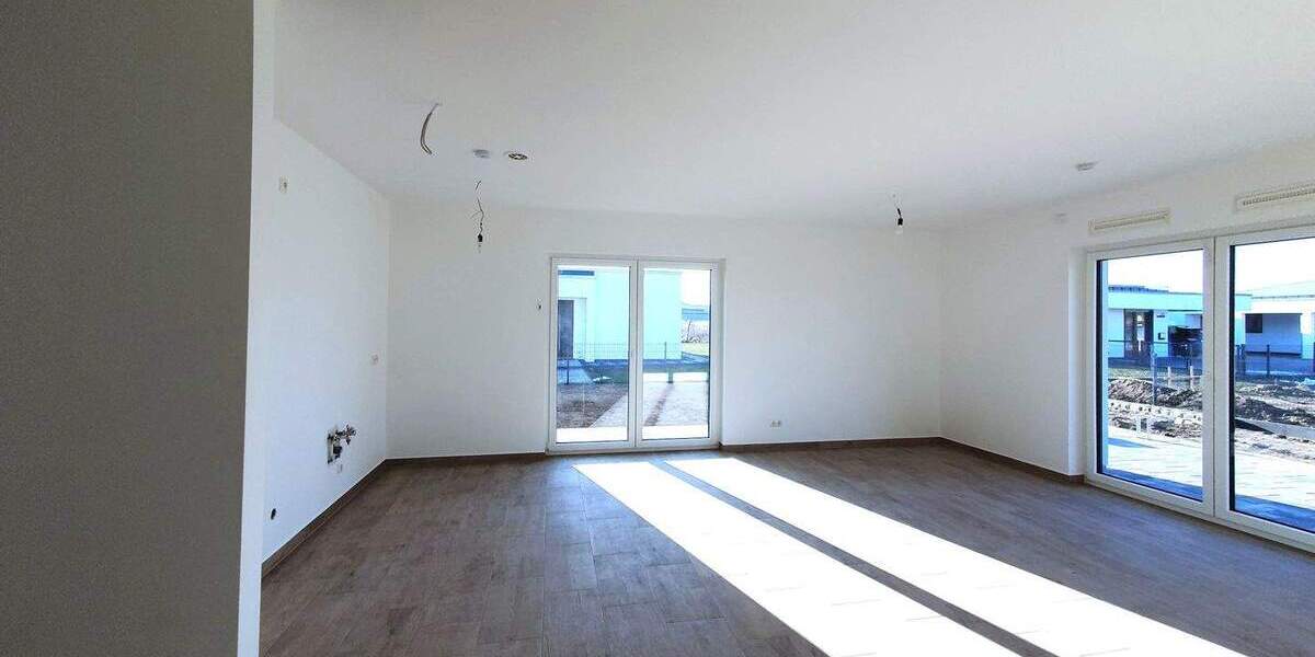 Bungalow Löbnitz - 4 Zimmer, 110 m&sup2;, 1.500&euro; | Angebot:25665788