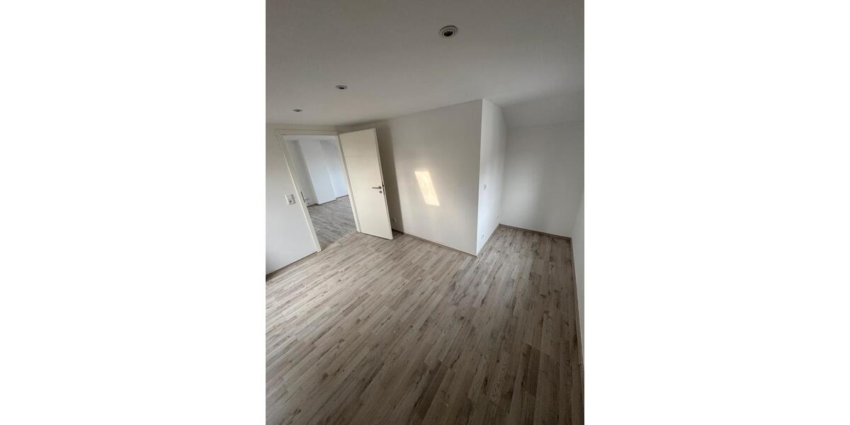 Etagenwohnung Hamm Heessen - 5 Zimmer, 120 m&sup2;, 1.400&euro; | Angebot:24385521
