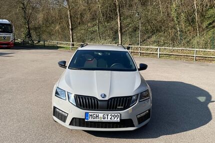 Skoda Octavia 111.000 km 18.000 &euro; Niederstetten 97996