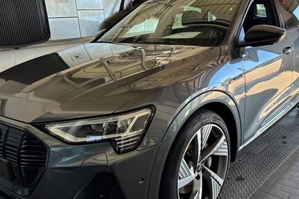 Audi e-tron 34.093 km 40.900 &euro; Ettlingen 76275