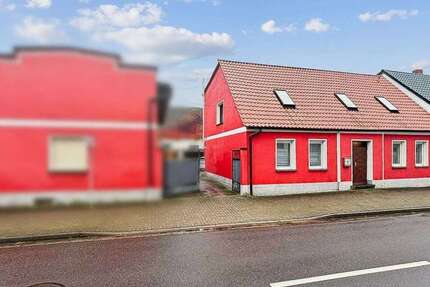 Haus zum Kaufen in Lindau 150.000 € 193.44 m² 6 zimmer