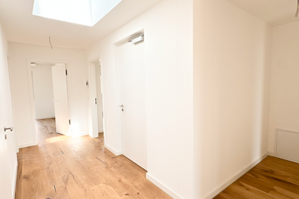 Wohnung Wiesbaden Biebrich - 4 Zimmer, 146 m&sup2;, 3.500&euro; | Angebot:26418779