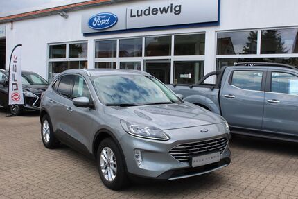 Ford Kuga 31.009 km 22.990 € Delligsen 31073