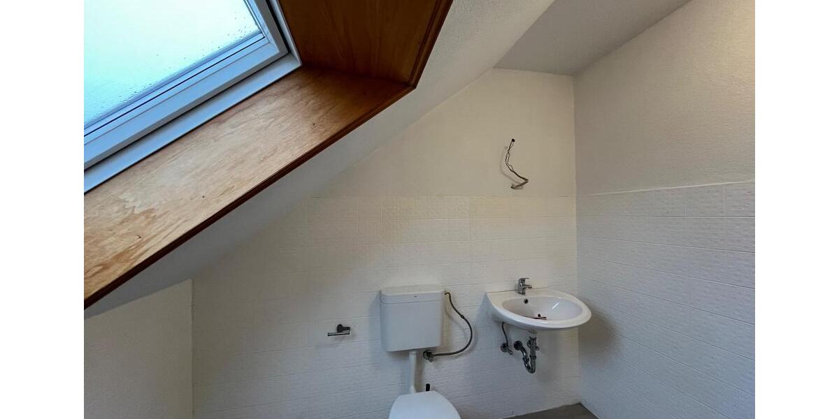 Dachgeschoßwohnung Porta Westfalica - 4 Zimmer, 85 m&sup2;, 720&euro; | Angebot:21594518