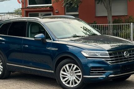 VW Touareg 161.700 km 33.800 &euro; Frankfurt am Main 65933