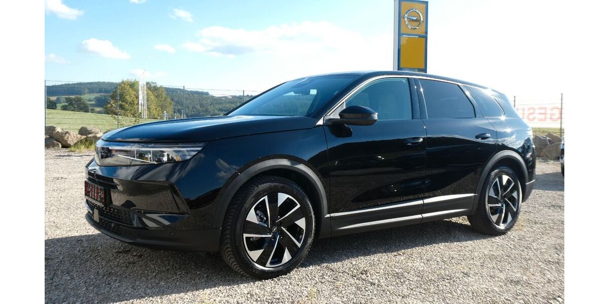 Opel Grandland (X) 6.800 km 30.850 &euro; Oberviechtach 92526